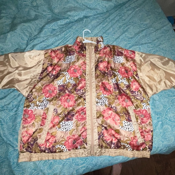 Vintage 90s windbreaker - Picture 4 of 11